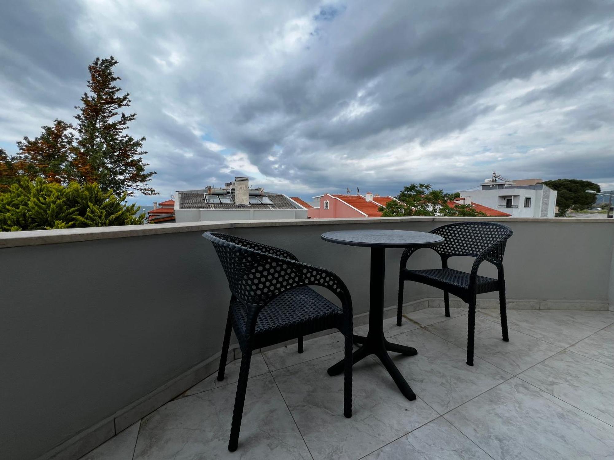Ada Konak Otel Urla Exterior foto